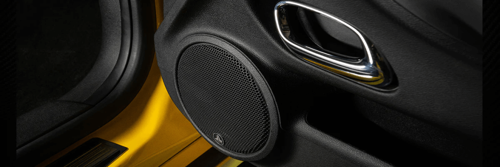 3.5-inch car speakers are often fixed to the door of the vehicle