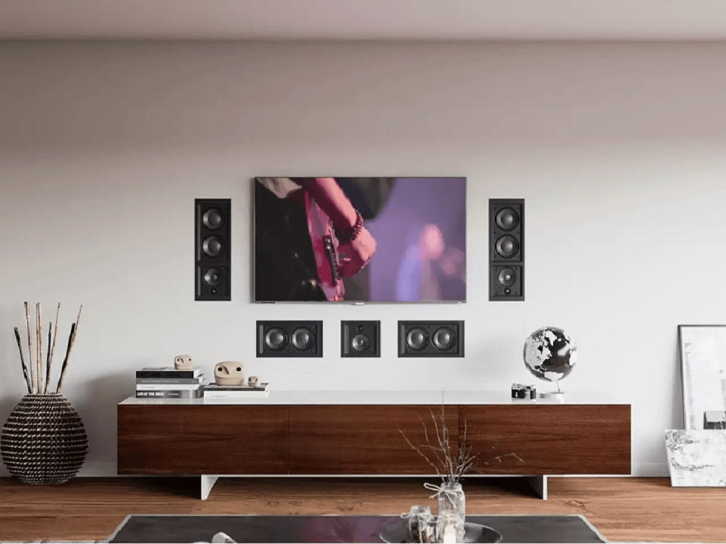 To minimize space, wall loudspeakers can be installed