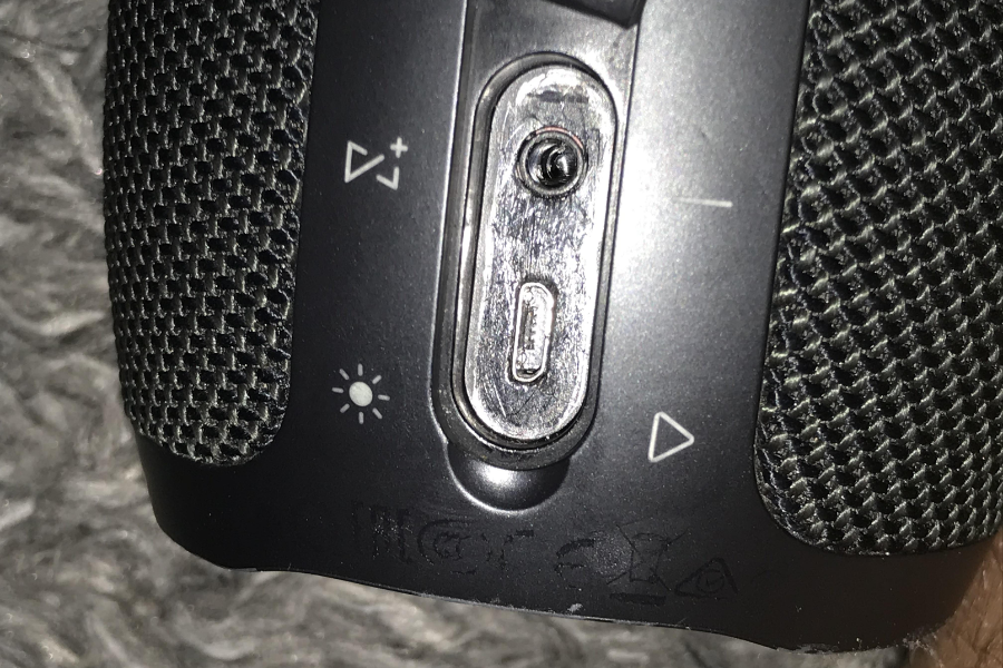Why is My JBL Speaker not Charging? Common Causes & Fixes